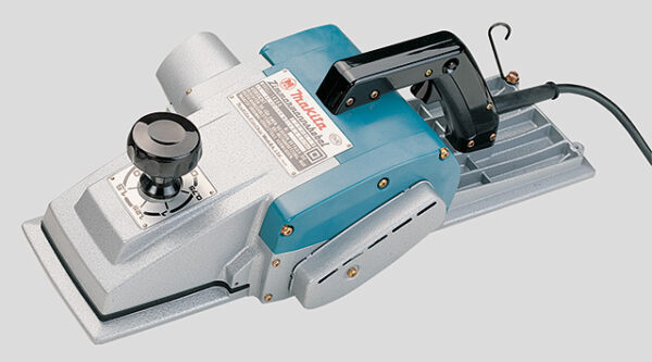25. Hoblík 170 mm – Makita 1806B